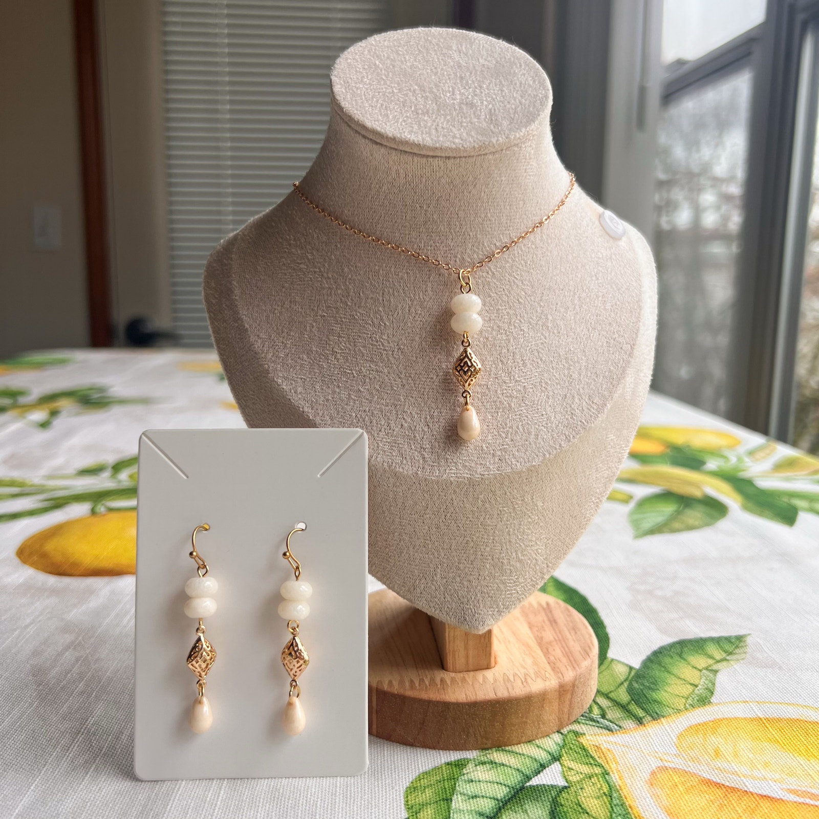 Butternut Beige Elegant Czech Glass Creamy White Jade Beaded Casual Jewelry Set